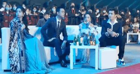 楊冪與天佑的最新消息，星光璀璨，引領(lǐng)潮流