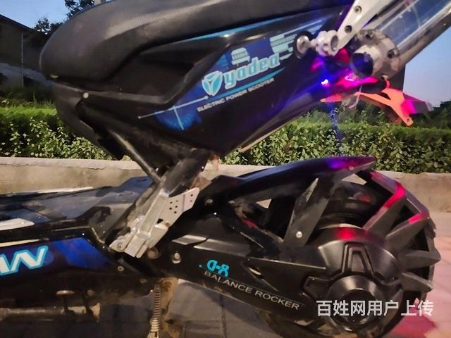 戰(zhàn)警電動車最新款，科技與安全的完美結(jié)合