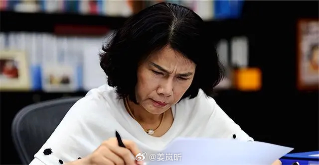 董明珠最新經(jīng)典語錄，領(lǐng)導力與商業(yè)智慧的獨特解讀